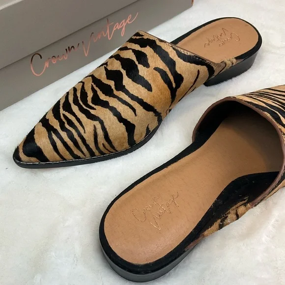 Crown Vintage Macaria Tiger Print Mules NWT Size 8.5 - Picture 2 of 6